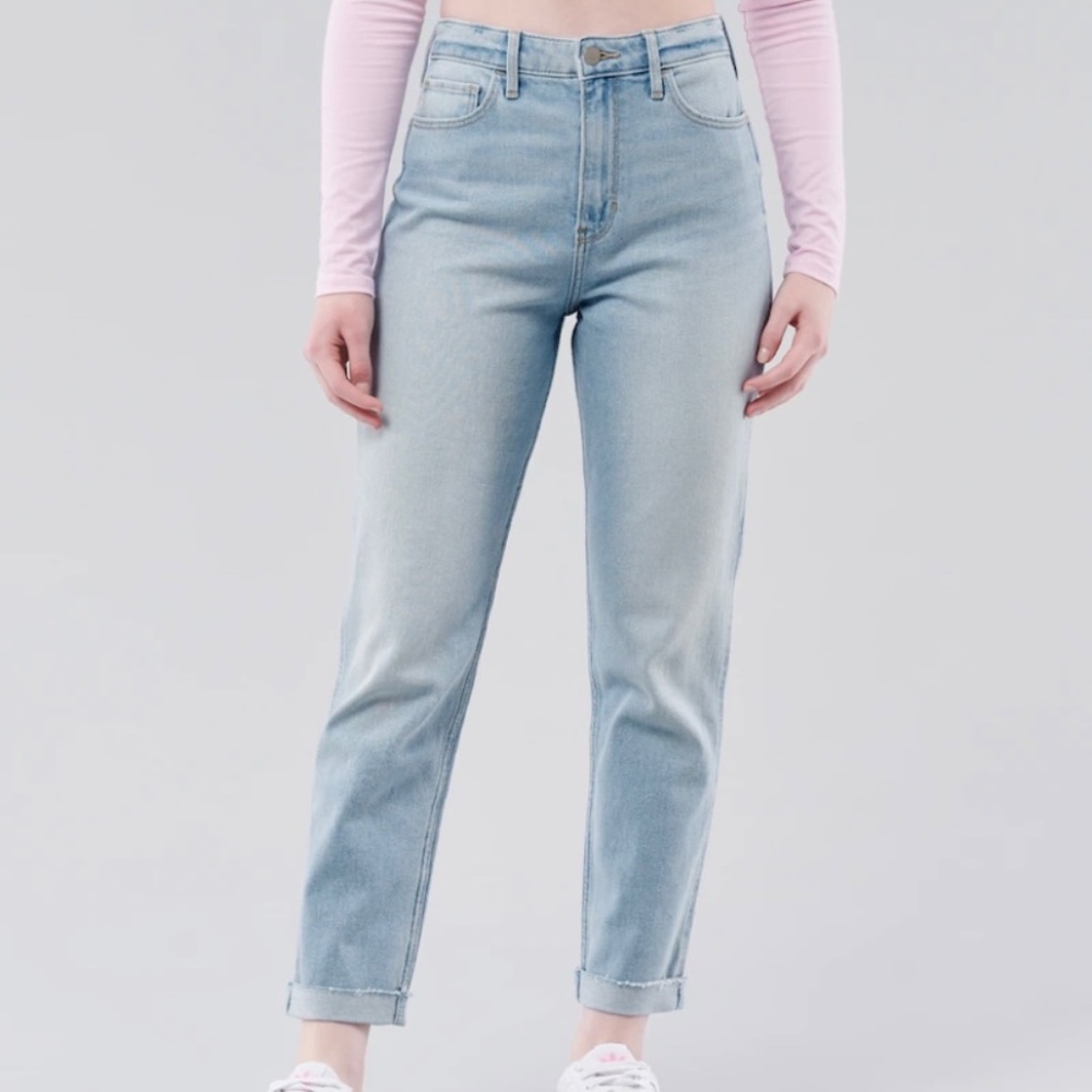 Hollister light wash mom jeans